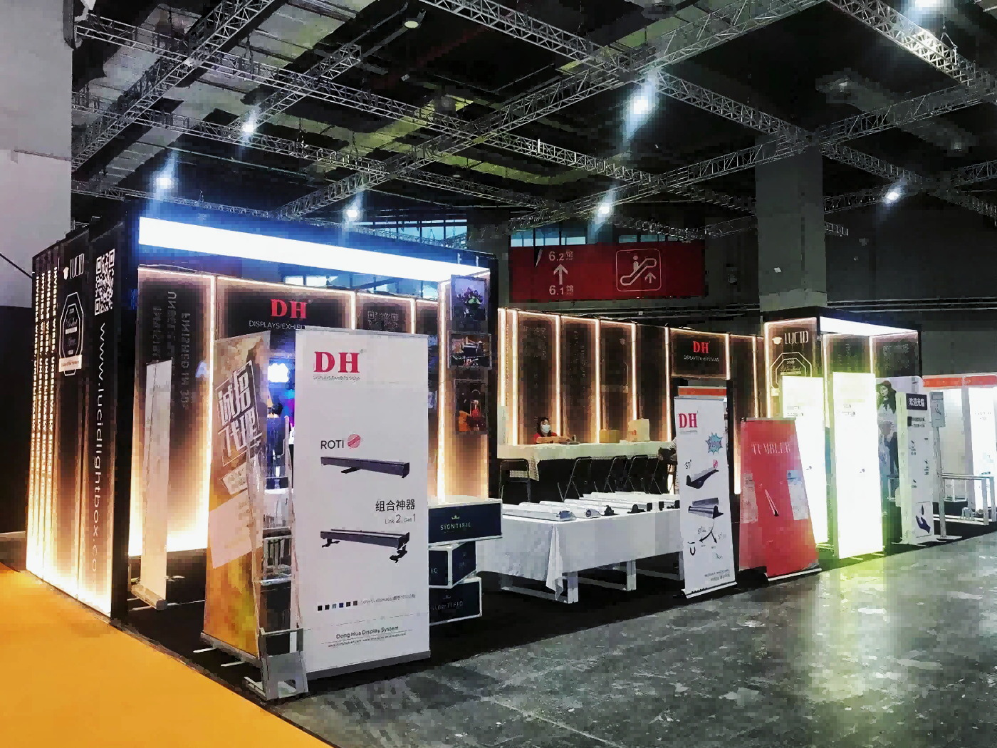 customized design pop-up shop booth set-up system 13